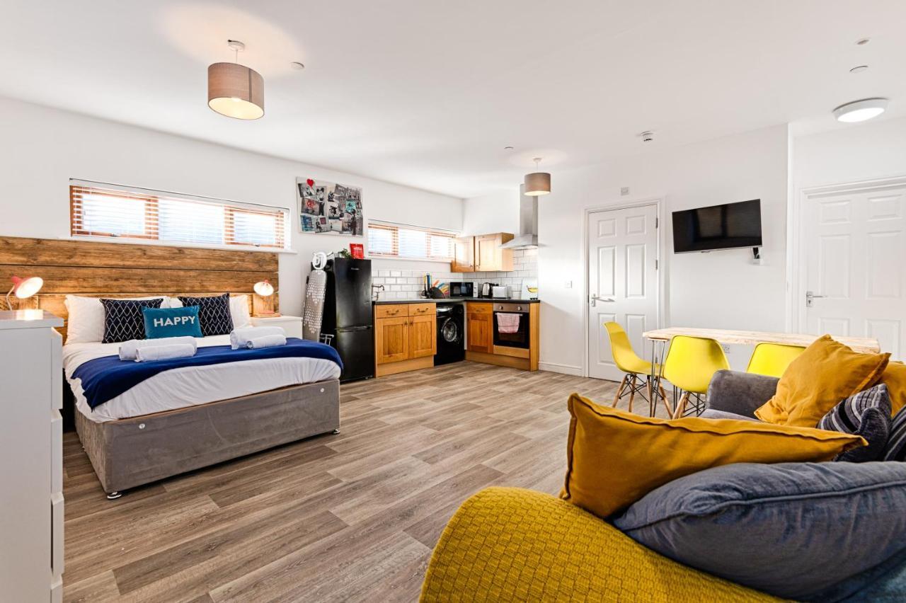 En-Suite, Parking, Fully Equipped Kitchen! Суонси Экстерьер фото